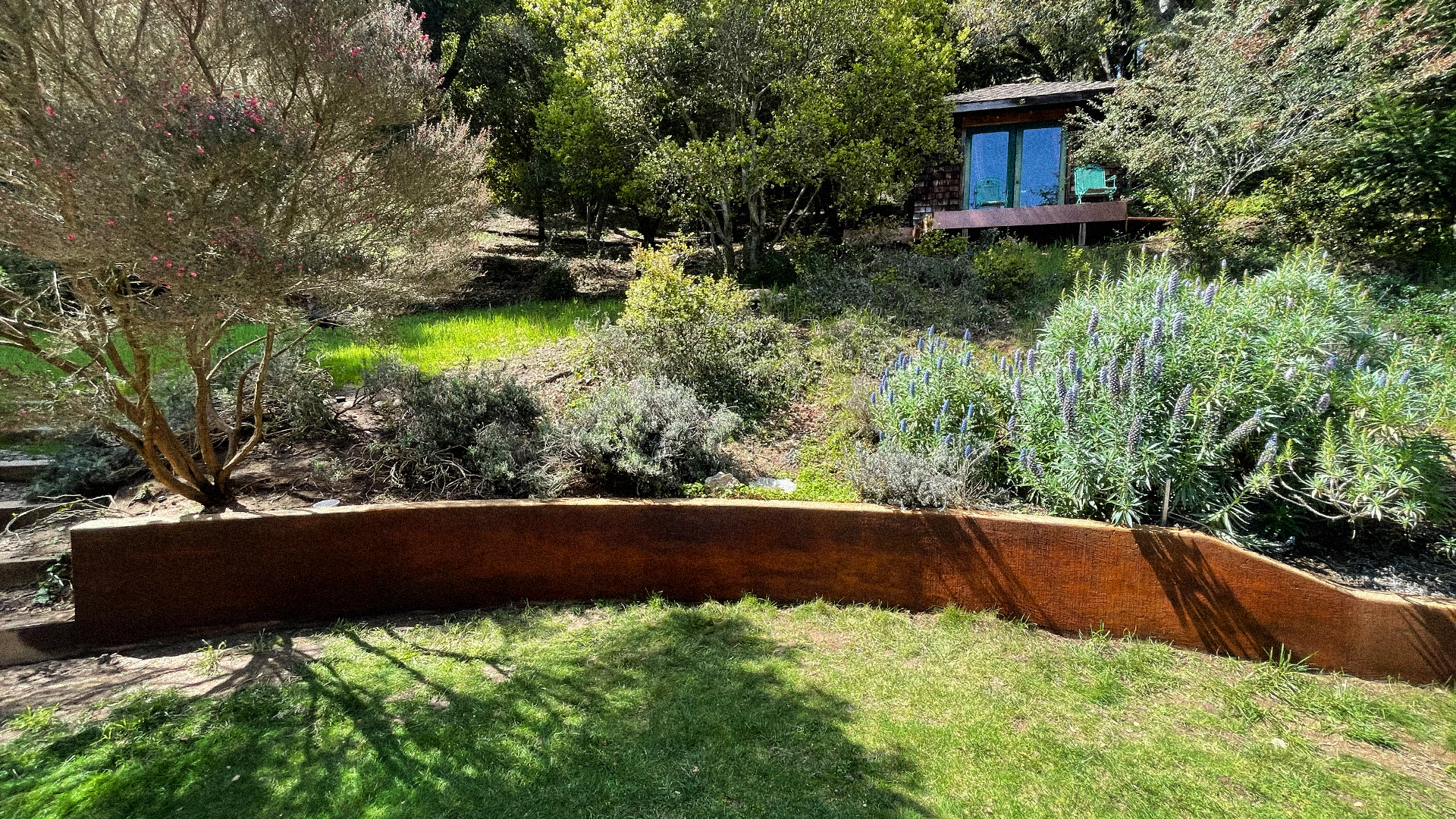 Corten retaining wall