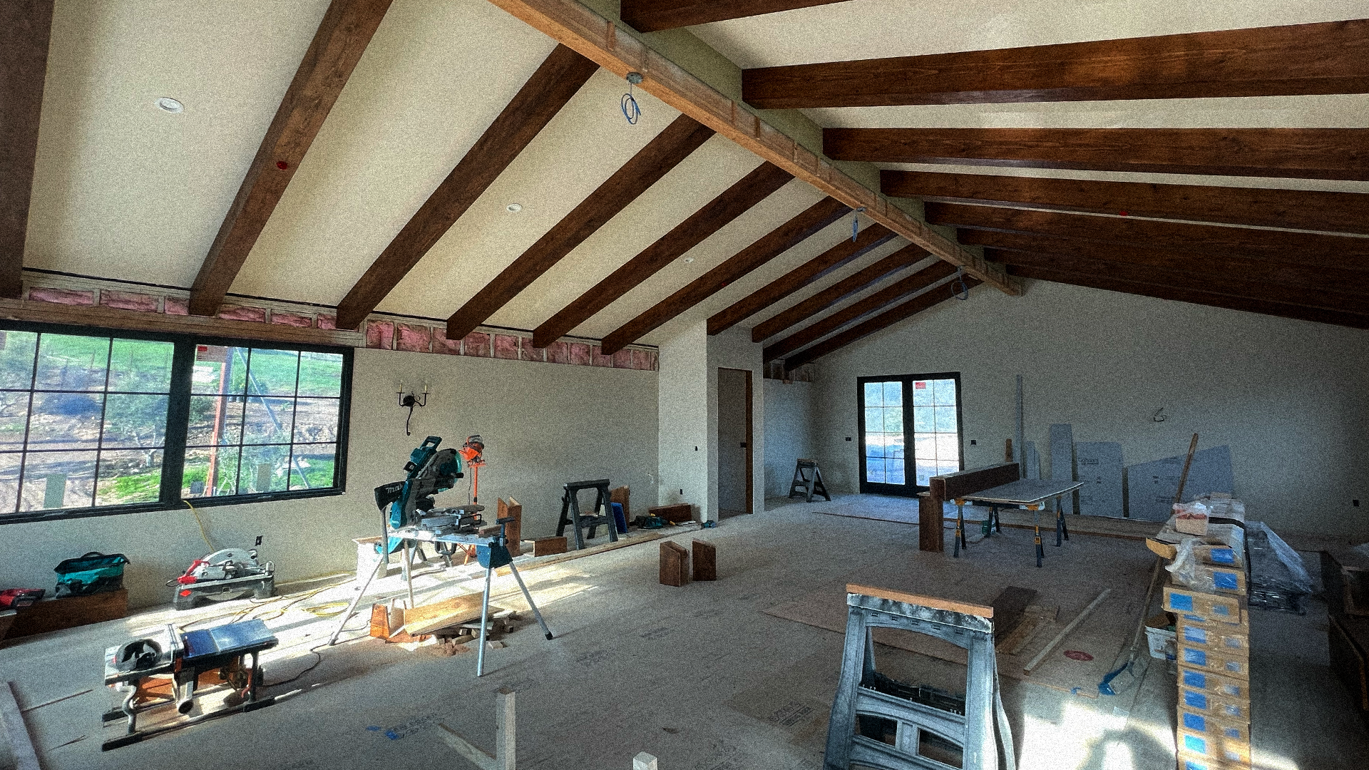 Vaulted beam interior, finishing stage